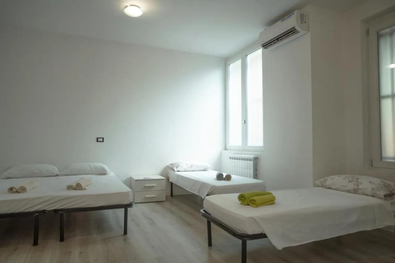 Humanitas Apartment ميلان 0*,  إيطاليا