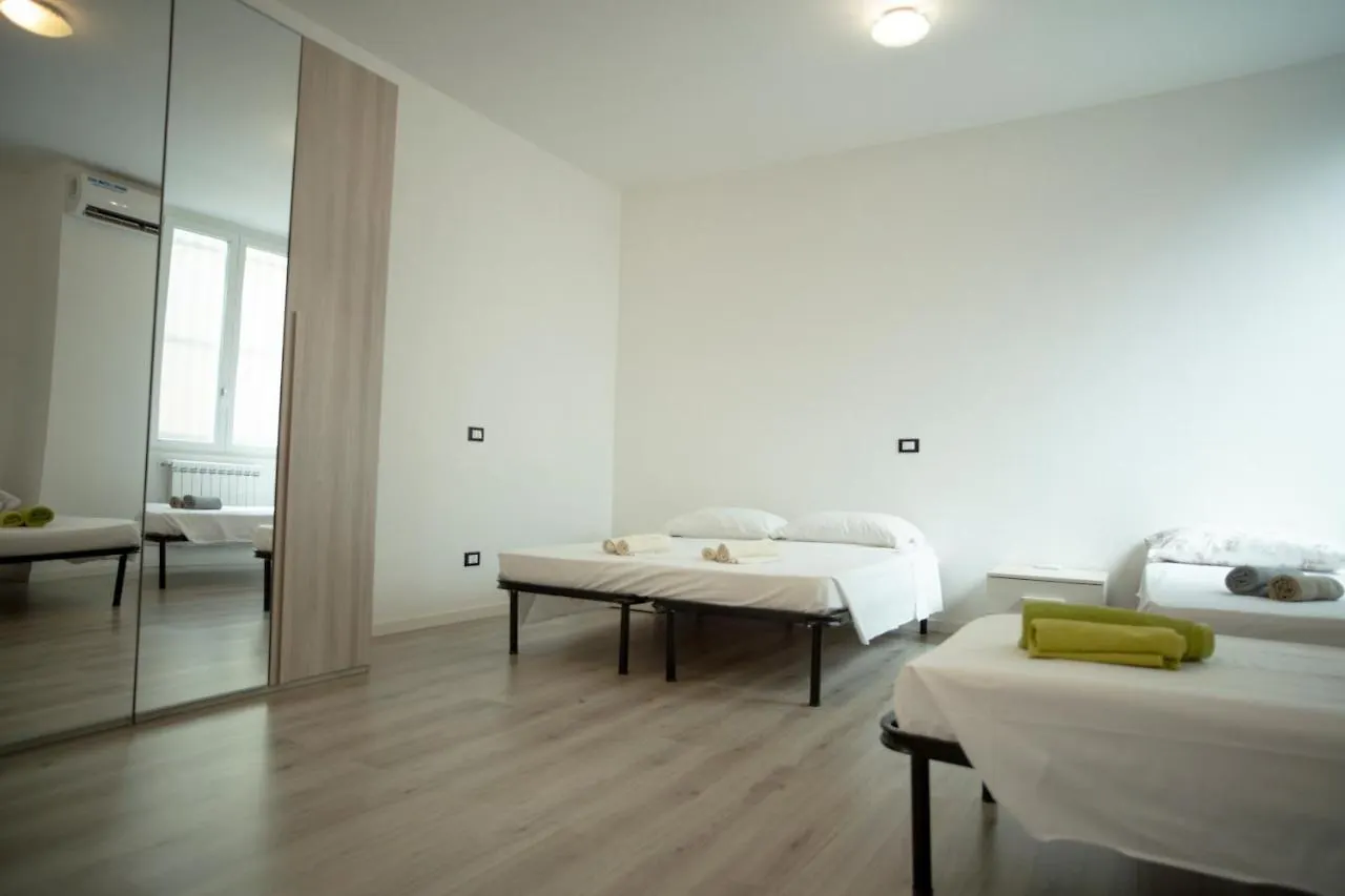 Humanitas Apartment ميلان